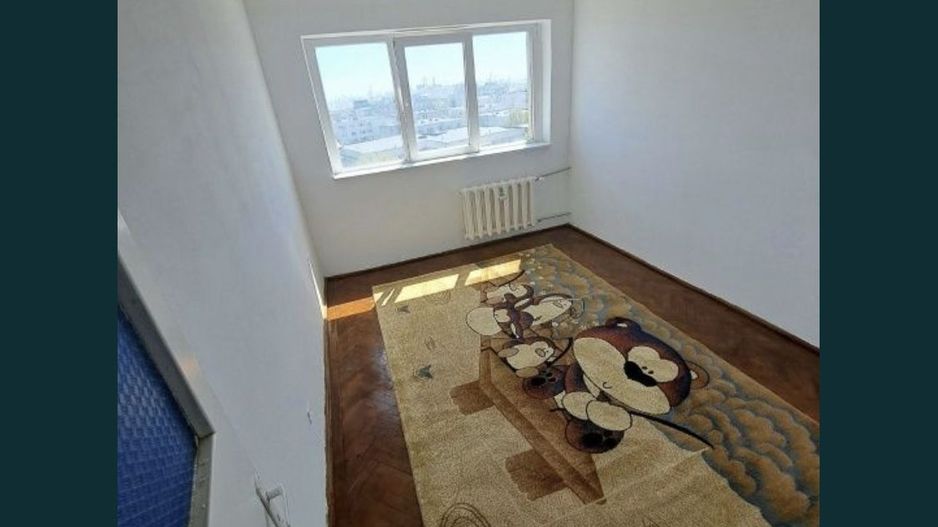 Vand apartament 2 camere - Poză 4