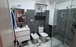 Apartament 1 camera Dec 38 mp Bucium 66500 euro. - Poză 6