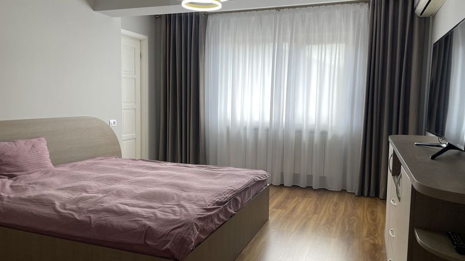 Penthouse Soseaua Nicolina CUG 130m2 bloc nou Mobilat Utilat Lux - Poză 4