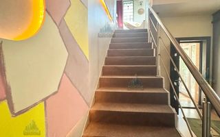 Casă de vânzare pe strada Tudor Vladimirescu - Poză 3