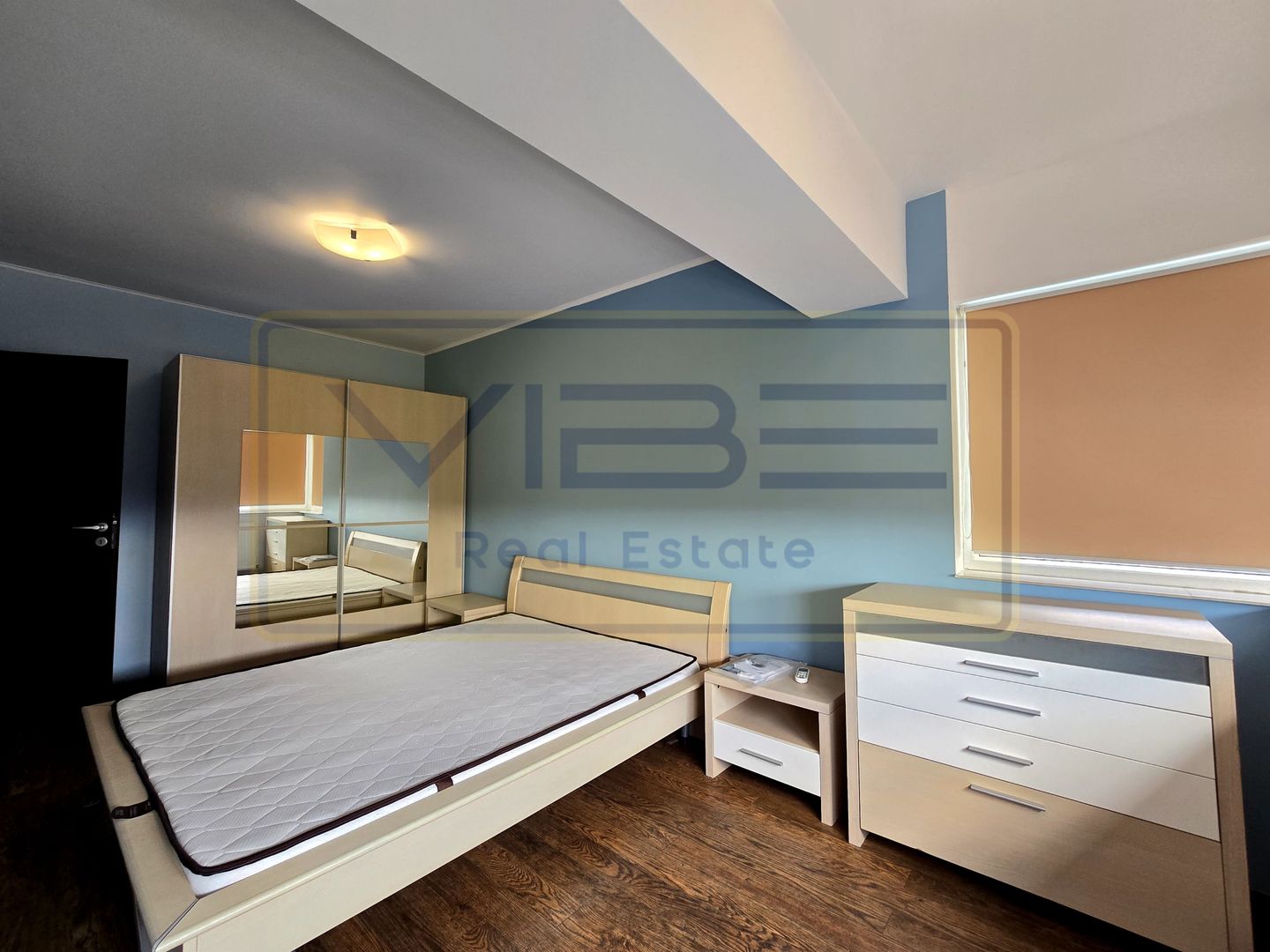 Central- Podu de Fier - 4 rooms -112mp -Panoramic View - Poză 5