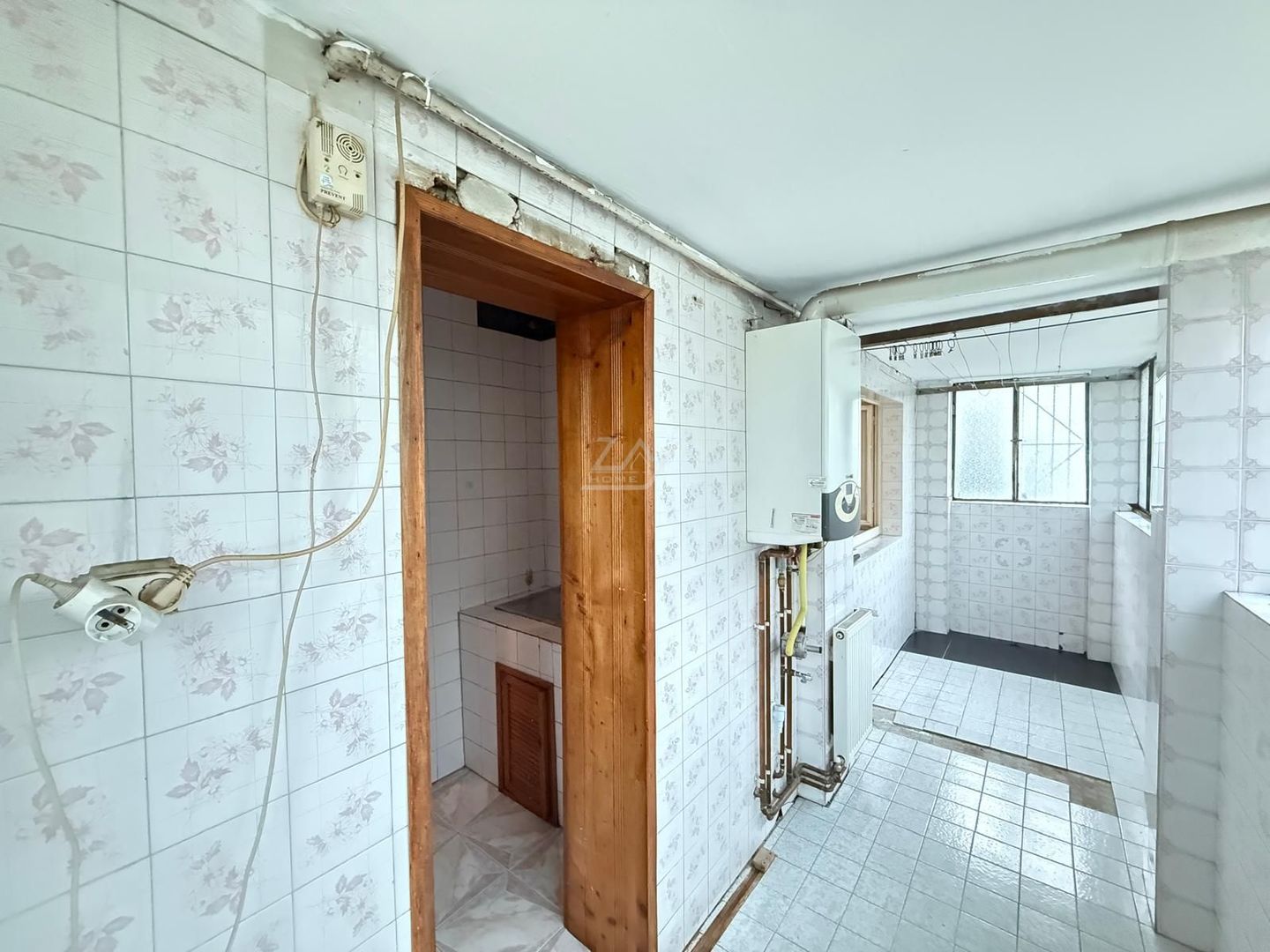 Decomandat. Centrala proprie. 2 Balcoane - Poză 9