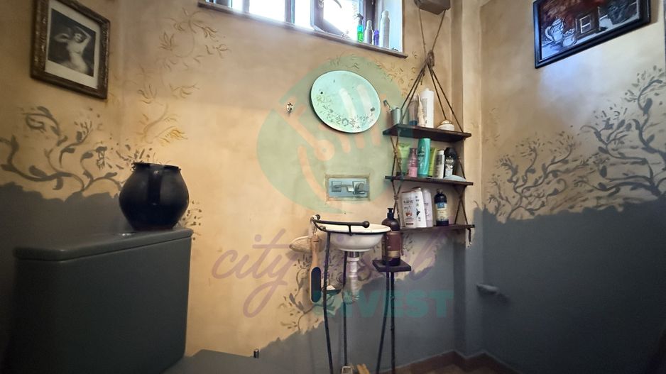 Apartament interbelic cu grădină și garaj - Poză 12