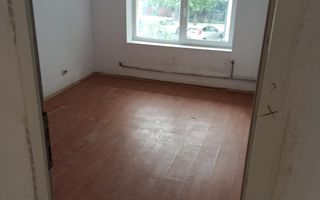 Spatiu, supr 11 mp, 1 minut metrou, pentru birou/cursuri/ateliere - Poză 2