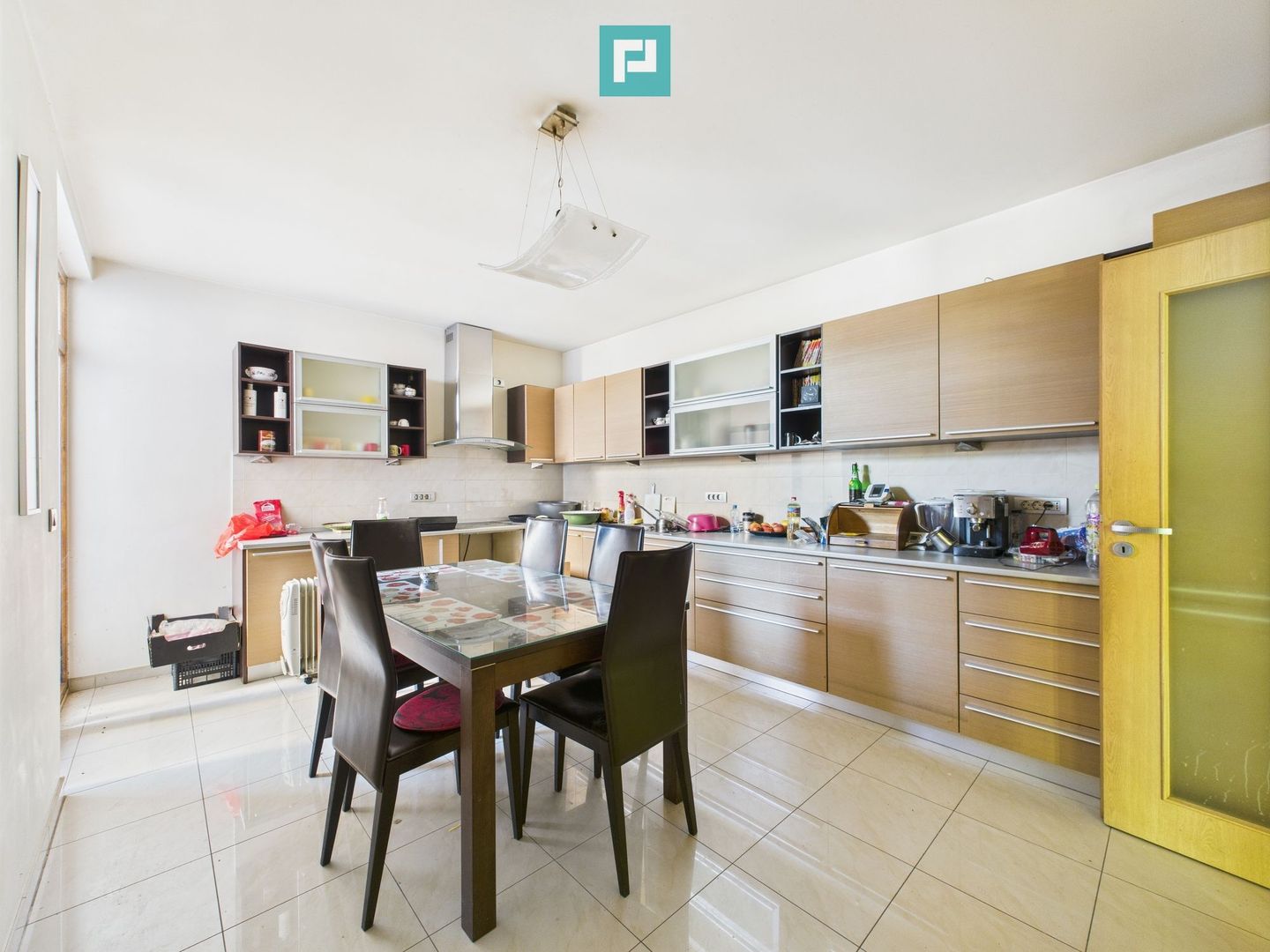 Casă în Mehala - Ideală pentru două familii - Poză 10