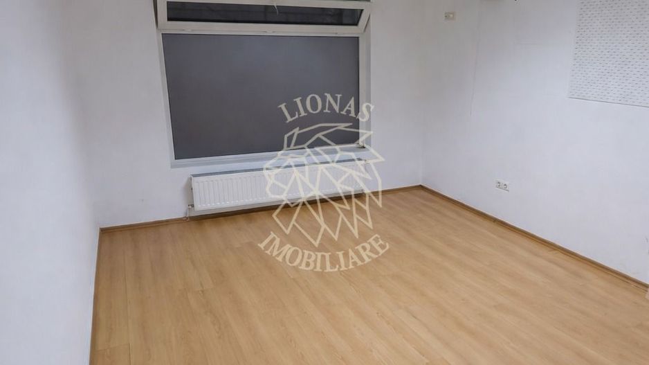 Spatiu comercial 55 mp-ideal cabinet, farmacie, salon-Zona Han - Poză 1