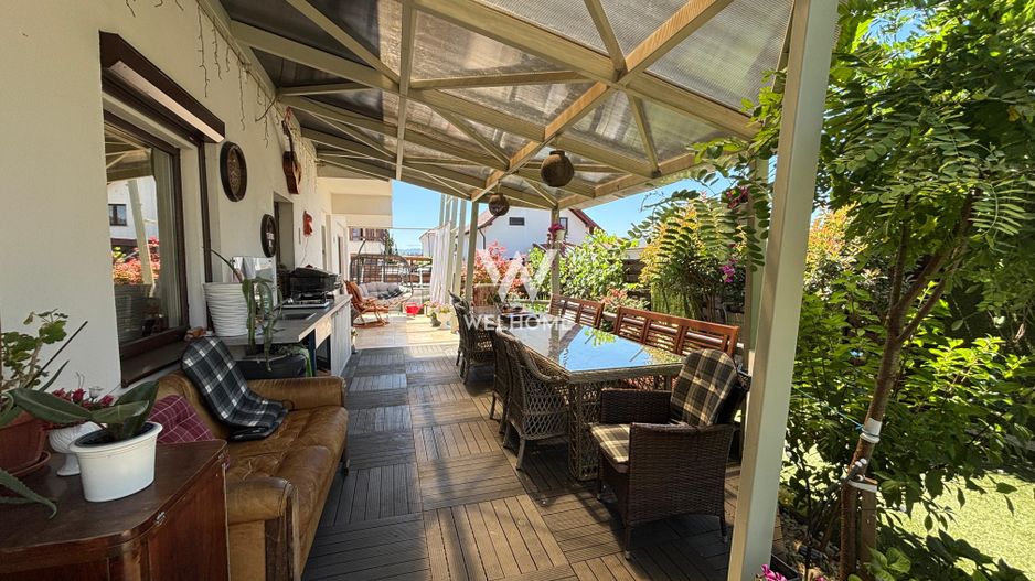 Casă amenajată de designer, garaj și pod locuibil - Șelimbăr - Poză 55