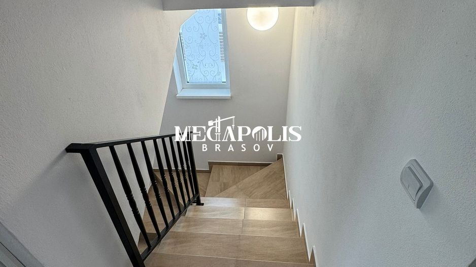 Chirie Casă cu 5 Camere Tip Duplex în Brașov, Cartier Izvor. - Poză 9