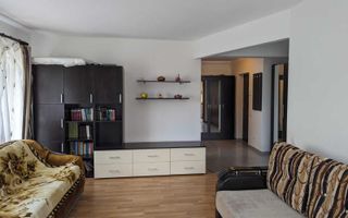 Apartament cu o cameră decomandat în zona Regal. - Poză 4