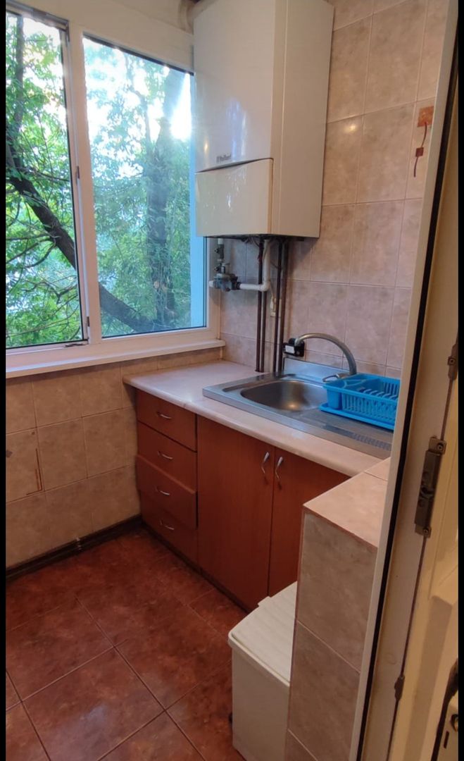 Inchiriere apartament 3 camere Rahova - Modoran Ene - Poză 7