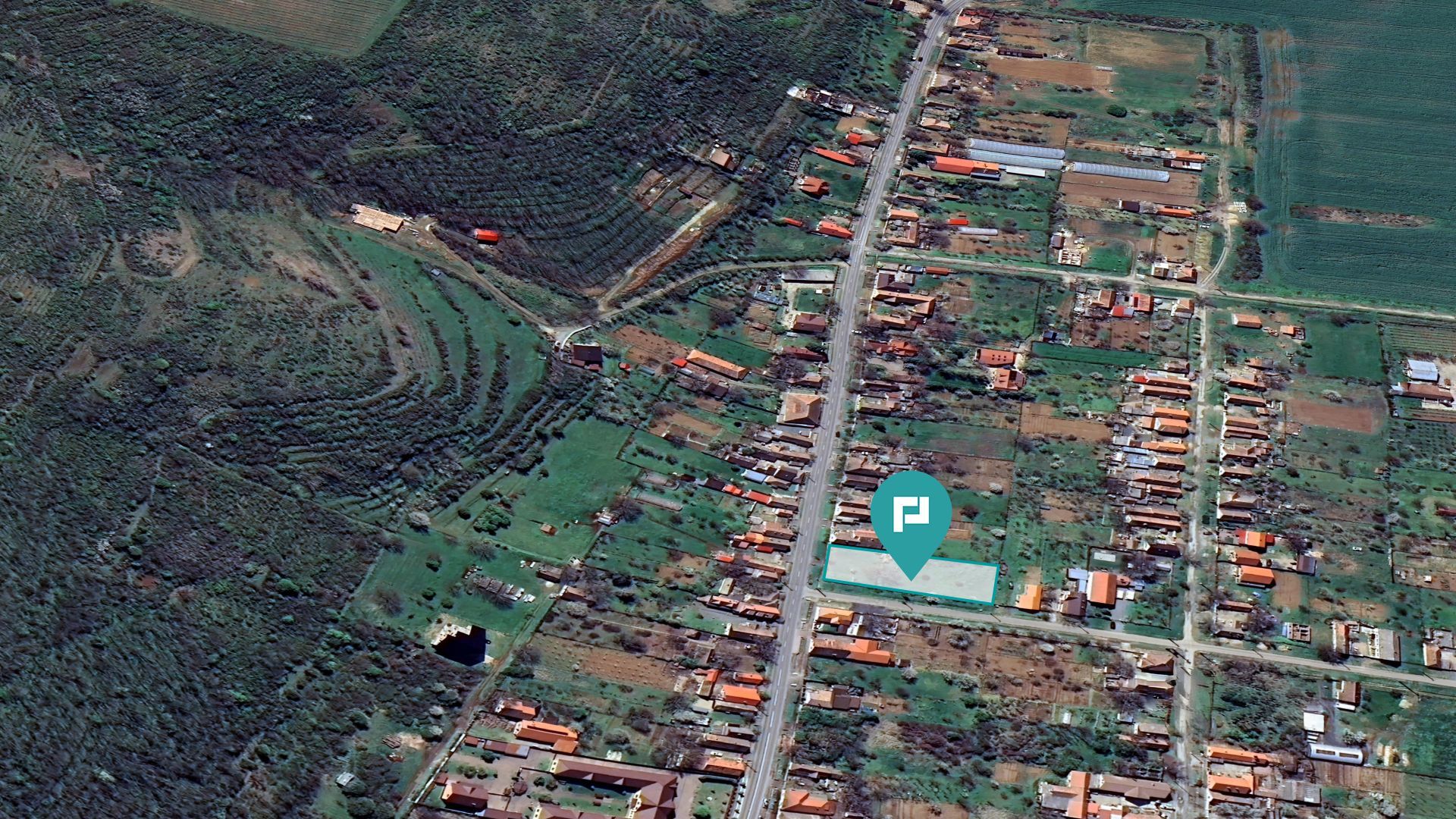 Teren intravilan de 1,988mp Minis - Poză 3