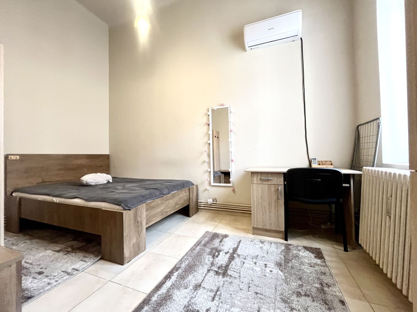 Apartament cu aer nobiliar,  clădire istorică,  zona Unirii - Medicina - Poză 13