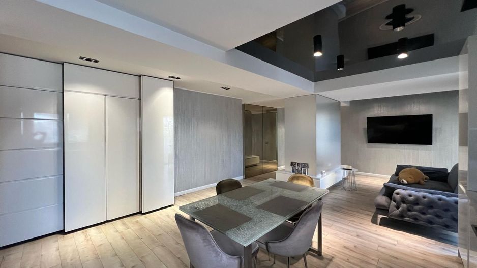 Apartament OTOPENI Central 3 camere LUX, parcare SUBTERANA - Poză 3