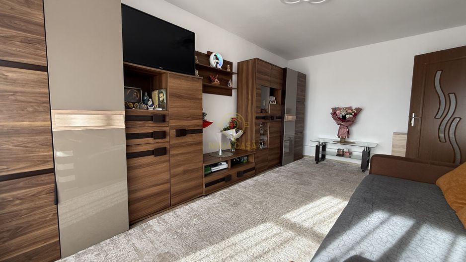 De vanzare Apartament Decomandat 3 Camere Zona Buna/Mobilat/Utilat - Poză 2