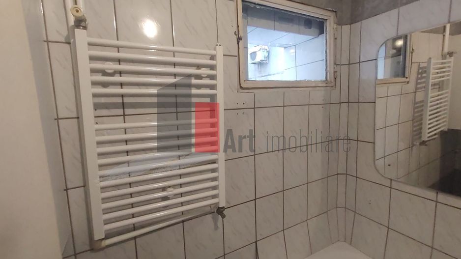 Vânzare apartament decomandat 3 camere cu centrală - Str. Baciului - Poză 25