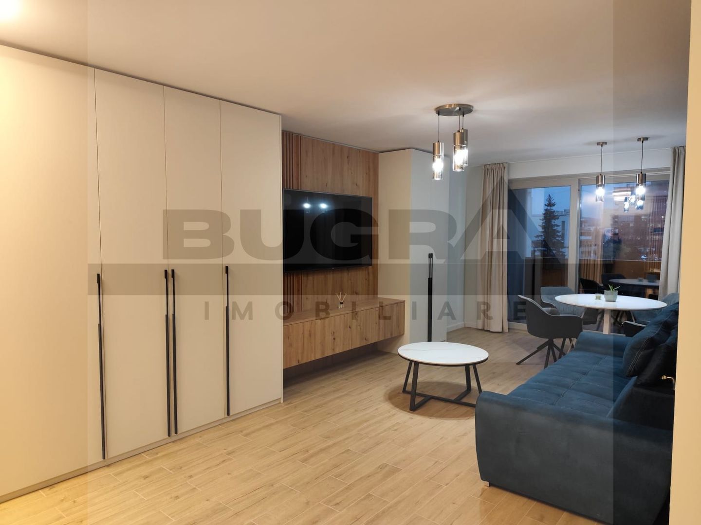 Apartament de 2 camere, lux, 56mp, parcare, zona Iulius Mall - Poză 1