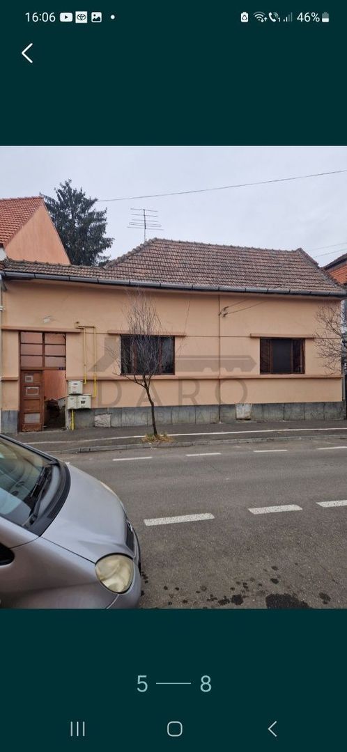 De vanzare casă lingă cetate - Poză 1