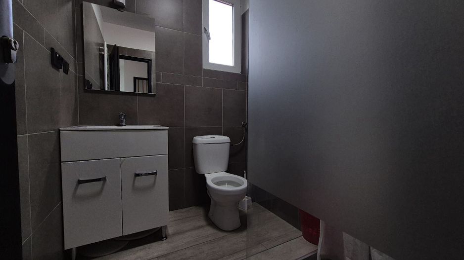 Casa P+2 cu 40 paturi pentru muncitori - Tei - Poză 20