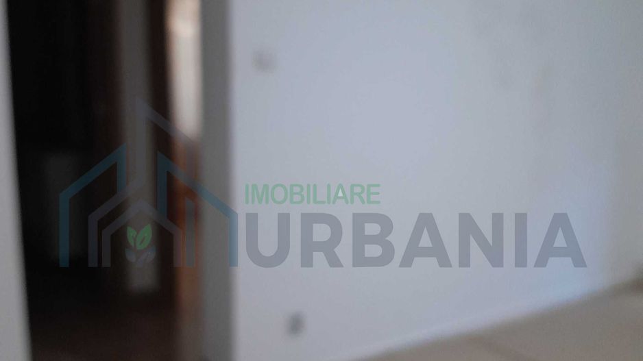 Apartament 2 camere semidecomandat în Tătărași, etaj 1, două balcoane, lângă parcul mare - Poză 6