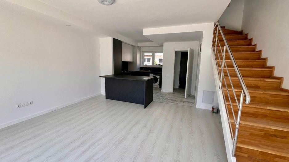 Vila 3 camere Cosmopolis - Poză 4