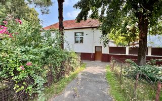 Oază de liniște cu curte în zona Blumana - Poză 5