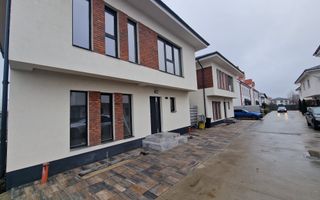 Casă single P+1+Pod în Otopeni - Poză 1