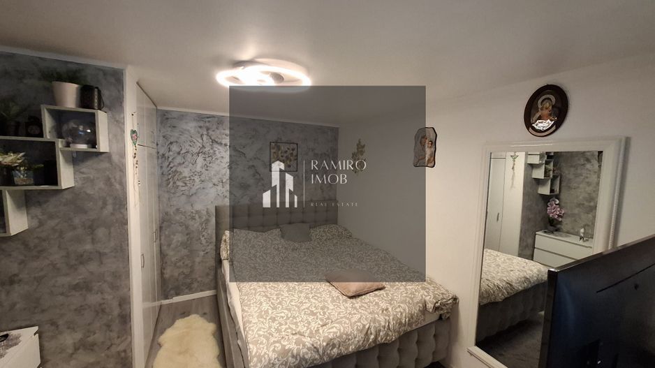 Samurcasi, casa si teren de 1200 mp - Poză 4