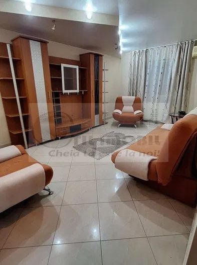 Apartament 3 Camere Nicolina - 450 euro - Poză 1