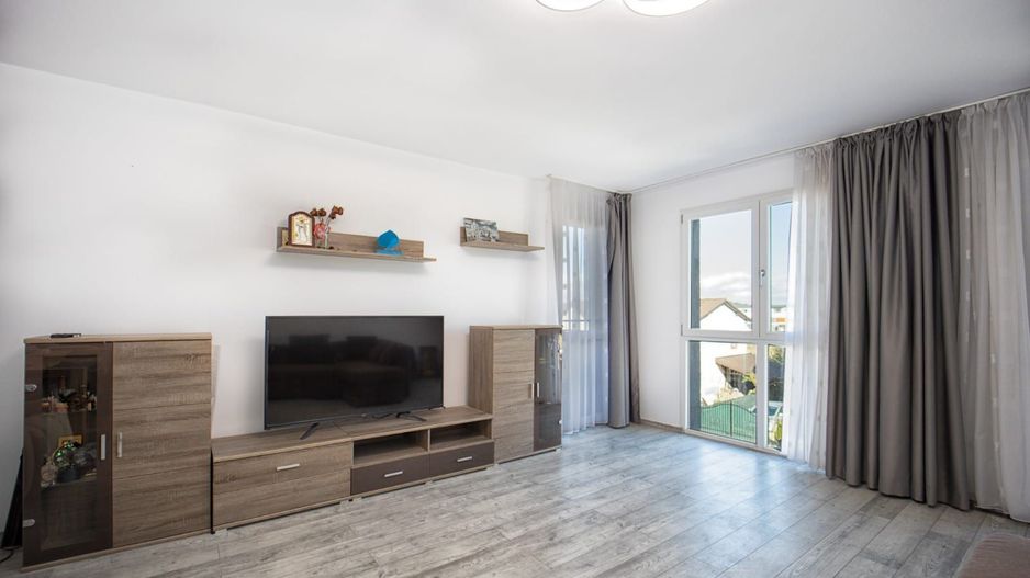 Apartament deosebit cu terasă panoramică – Sanpetru, Str. Sfinții Constantin - Poză 8