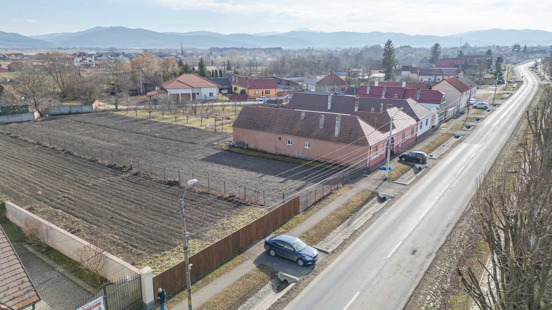 Descoperă Terenul Perfect în Prejmer: Investiția Ta în Viitor! - Poză 8