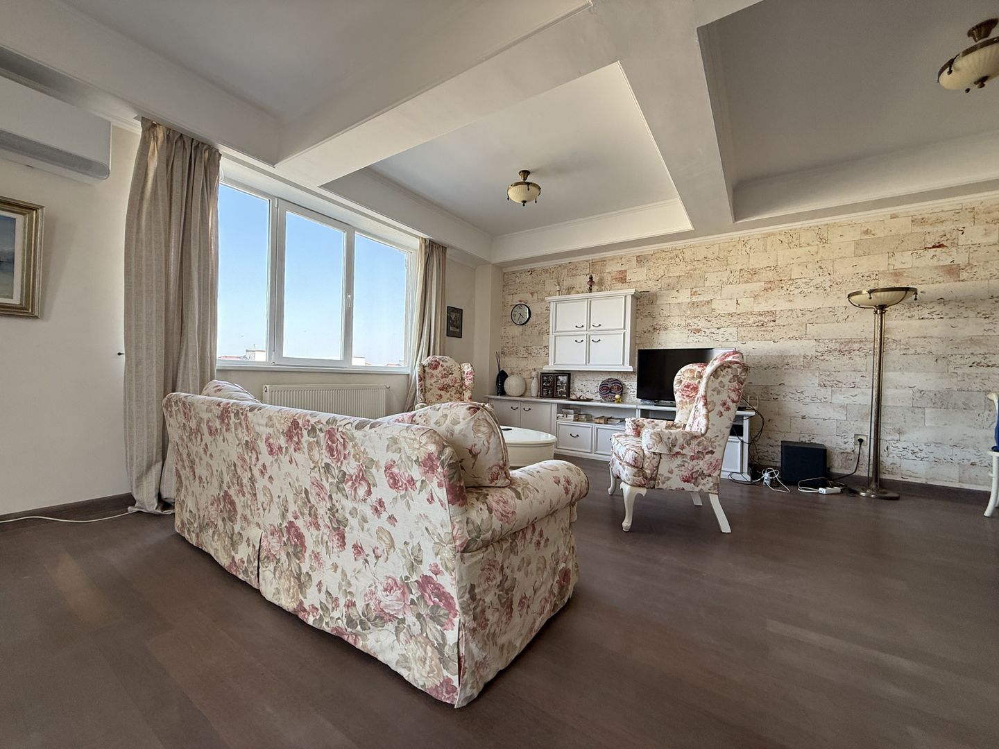 Apartament 3 camere Mamaia - Navodari - vedere la mare - Poză 1