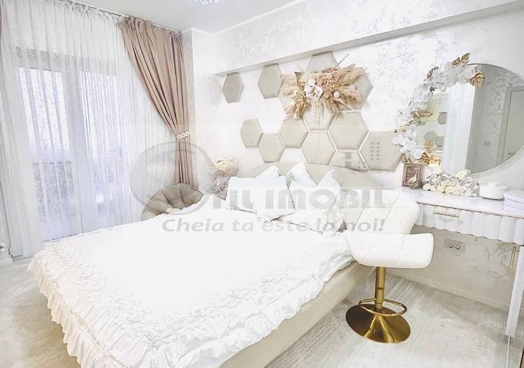 Apartament de LUX - Tătărași - 75 mp - loc de parcare subteran ! - Poză 1