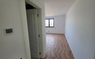 Casă nouă, impozantă,  6 camere, 1346 mp teren, Bărăbanț - Poză 22