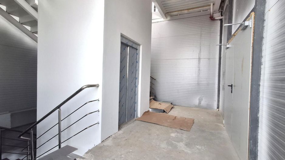 De Inchiriat Spatiu Comercial Stefanesti de Jos  - Center Stefanesti - Poză 3