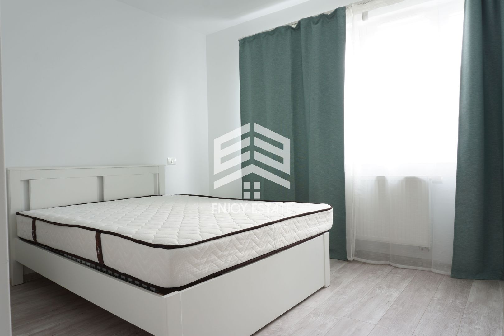 Apartament mobilat si utilat complet, etaj intermediar ! - Poză 3