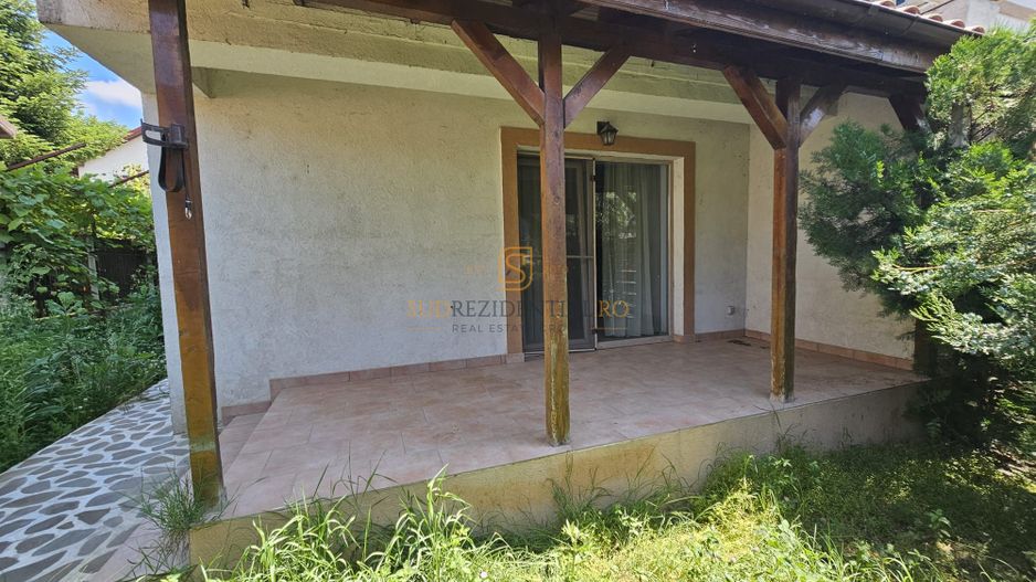 Vilă 3 camere de vânzare – Comuna Berceni, la 10 minute de București - Poză 15