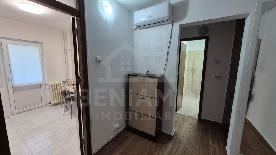 2Decomandate-Etaj2-Aer Conditionat-Mobilat-Utilat-Rovine-Posta - Poză 4