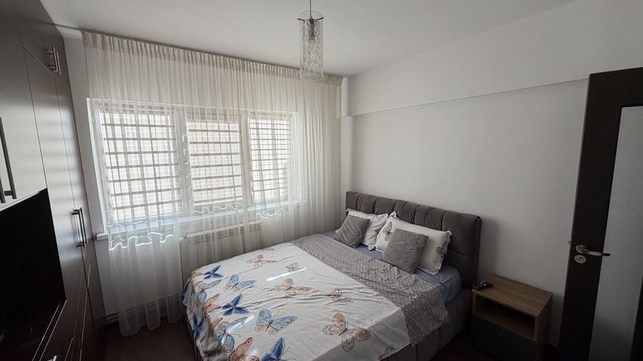 Apartament 2 camere Decomandat cartier 1 Mai - Poză 2