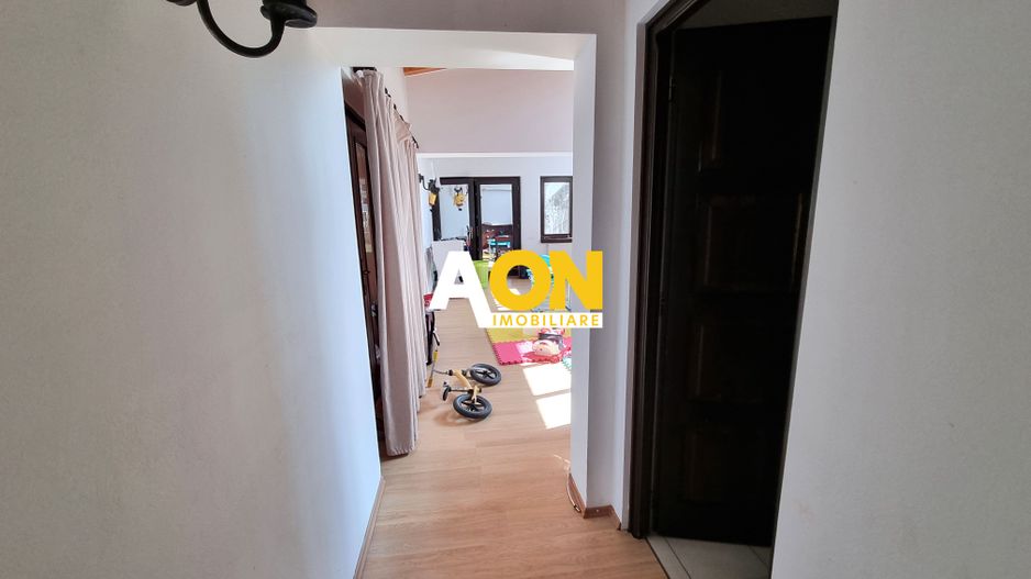 Casa de vanzare 5 camere, 980 teren, zona Piata Cetate - Poză 11