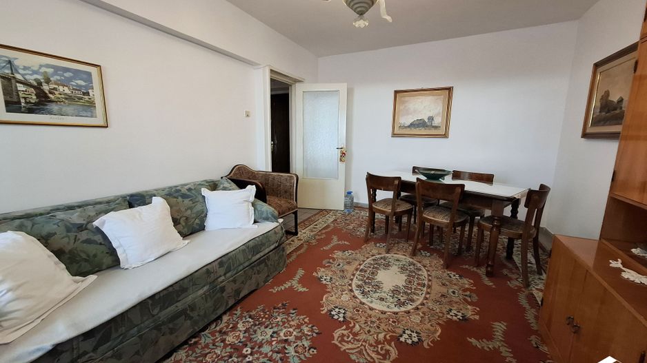 Apartament cu 2 camere, decomandat, confort 1, zona Republicii - Poză 1