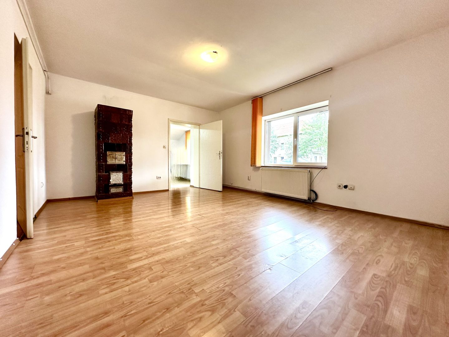 Casa individuală de închiriat - Dumbrăvița Central - Poză 10