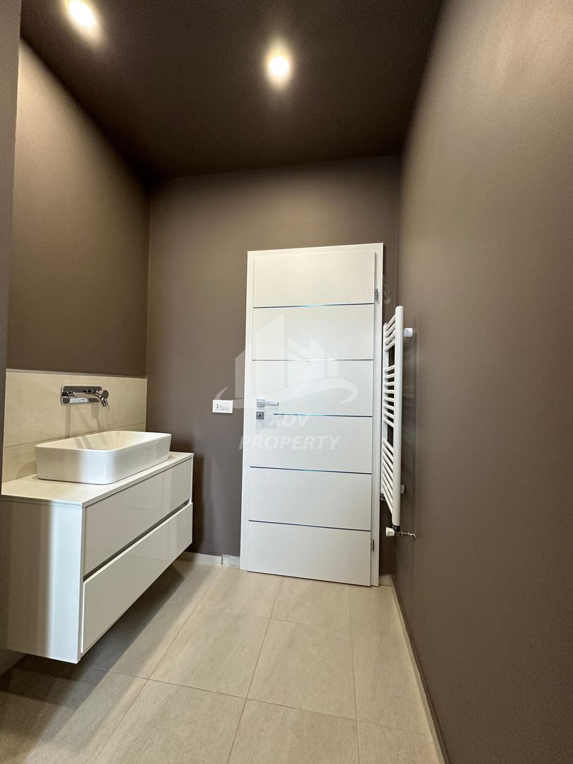 Penthaus  modern in  Sibiu ,3 camere ,2 garaje subteran , boxa - Poză 3