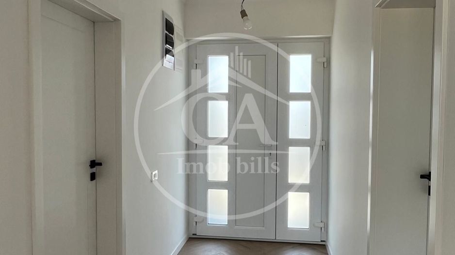 Casă de vânzare cu 4 camere în Santandrei , Bihor - Poză 3