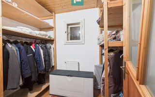 Vilă stil montan, 270 mp, teren 3000 mp - Poză 32