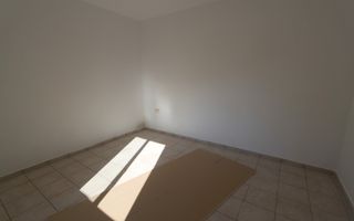 Casa singur in curte-zona Girocului - Poză 10