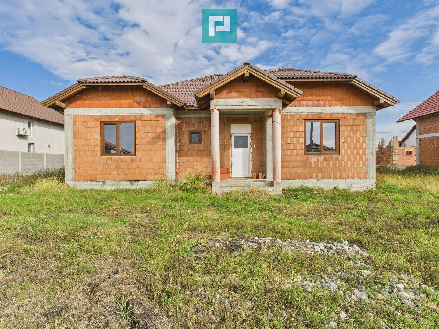 Casă la roșu, 4 camere, Zimandul Nou - Poză 2