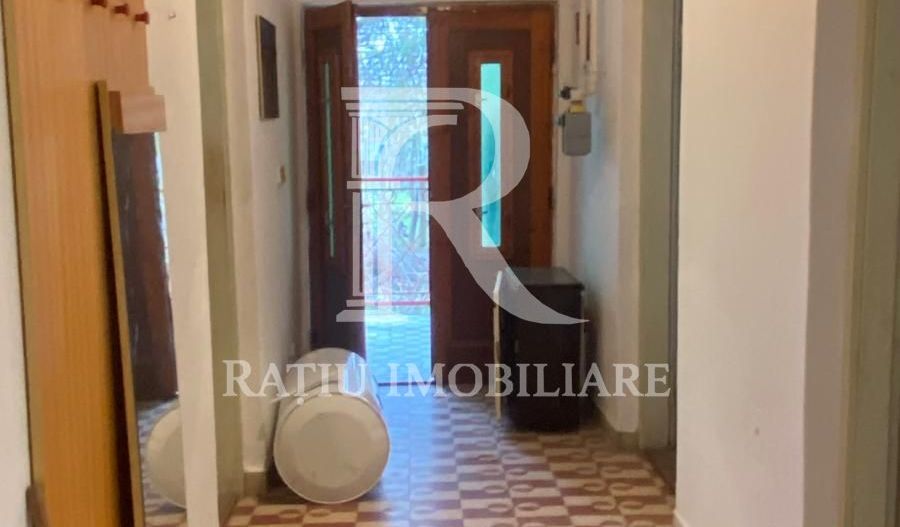 Casă din cărămidă | Teren 2000 mp|Anexe tradiționale | Bojt - Poză 34