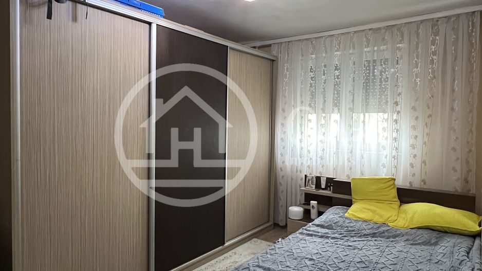 Apartament cu o camera de vanzare in zona Rogerius, Oradea - Poză 3