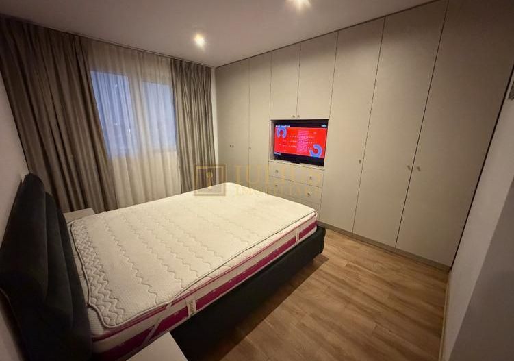 PENTHOUSE| Terasa panoramica cu vedere spectaculoasa | Mobilat premium | parcare - Poză 8