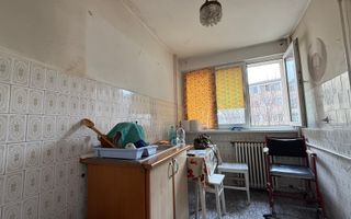 4 camere ultracentral | Universitate – Romană | Ideal locuire sau investiție - Poză 5